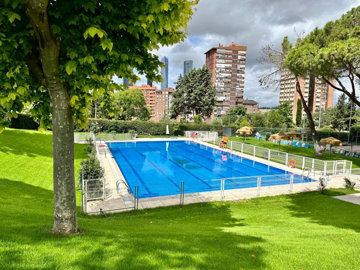 マドリードApartamento De Diseno En Arturo Soriaアパートメント エクステリア 写真